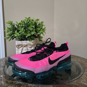 Nike Air Vapormax Pink and Black Sneakers
